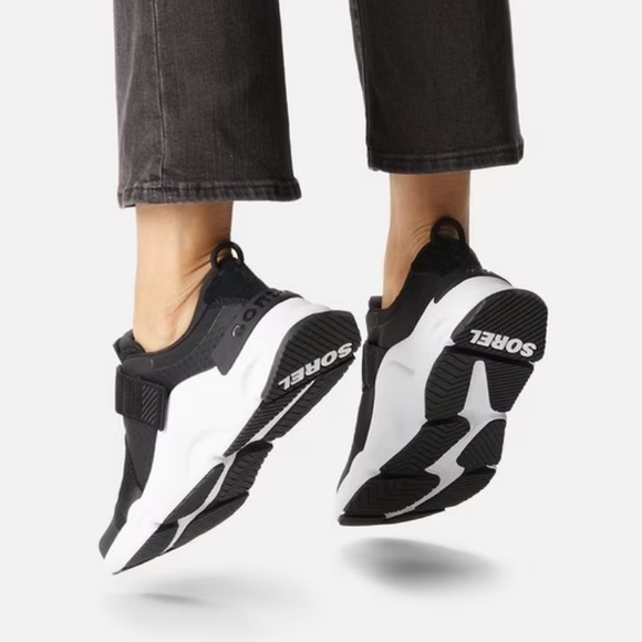 Sorel Shoes - Sorel Dynamic Black and White Sneakers